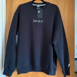 Nike Men’s Fleece Crew Sweatshirt